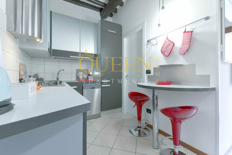 Casa vacanze a Bologna Borgo Panigale vicino aeroporto - Queen home Aurora