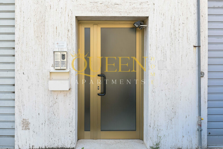 Queen-home-beauty-1